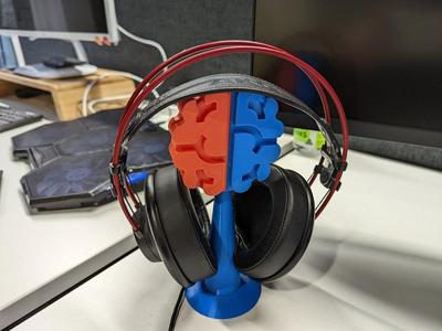 Headphone holder