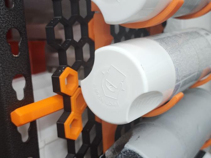 HWS Spray Can Holder – Heavy-Duty Honeycomb Wall