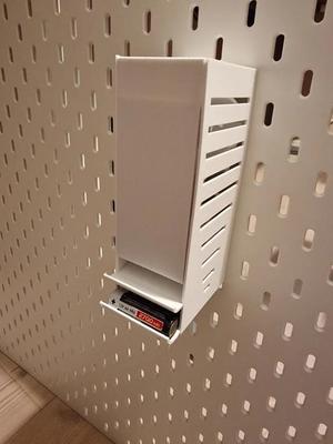 Battery Butler for IKEA SKADIS   
