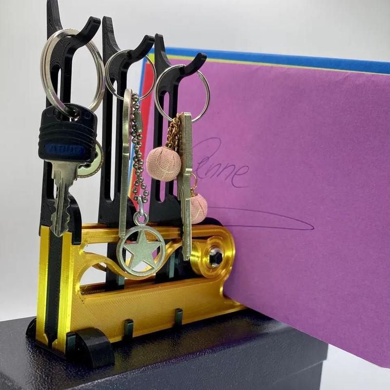 Organizer Letter Key Holder   