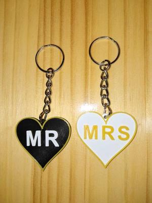 MR-MRS HEART KEY RING 🤩