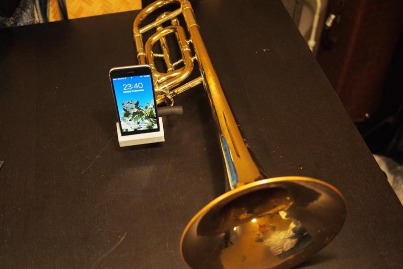 iPhone 6 trombone bell amplifier - Bach 42/50, customizable