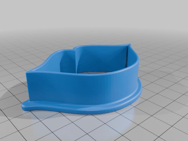 Kiss Cookie Cutter 3 inch