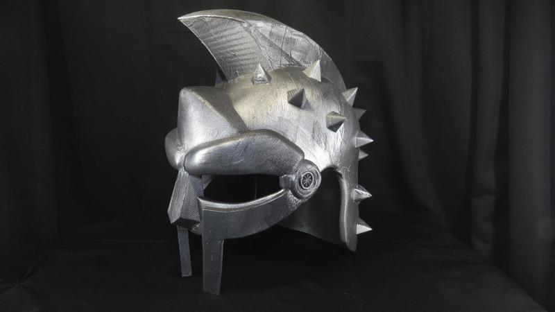 GLADIATOR HELMET MAXIMUS FAN ART