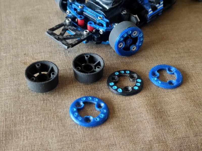 Mini-Z 1/28 ultra light 19mm front wheels with slip disc