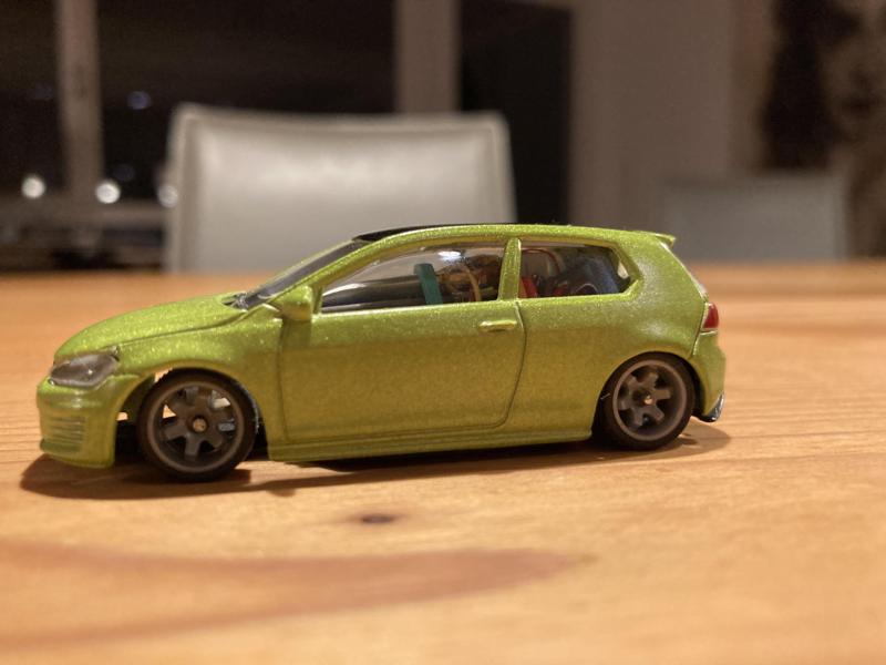 1/64 RC Car Golf 7 GTI Hotwheels Matchbox