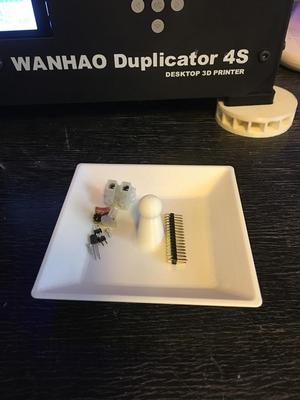 Organiser for small bits and pieces