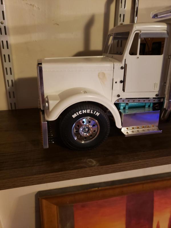 1/14 grand, or king hauler flush mount bumper mount