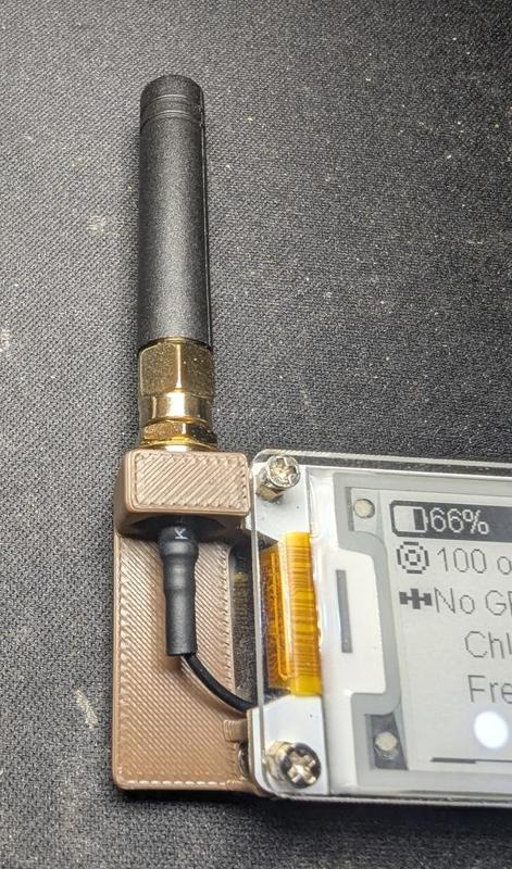 Clip on antenna mount for the  Heltec Wireless Paper with Acrylic Panels