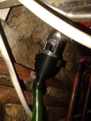 Cup reception for the safety group water heaters or boilers