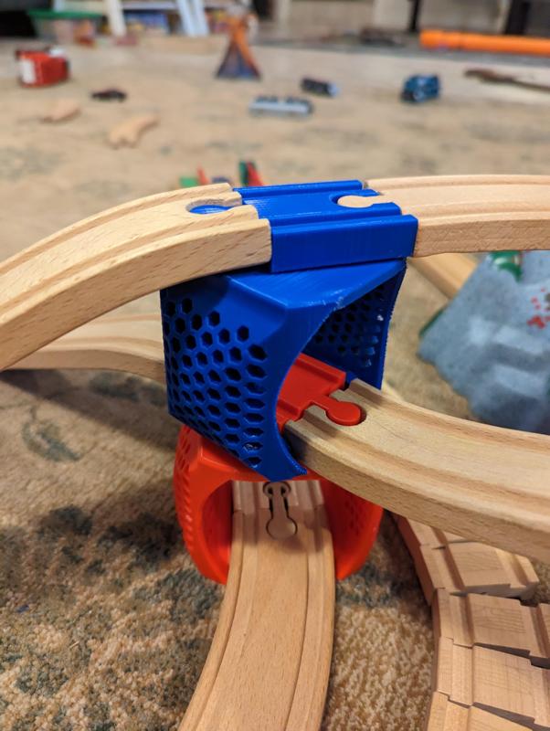 360 Tunnel and Train Track Riser