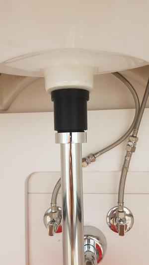 Bathroomsink tailpiece