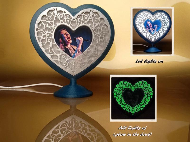 Illuminated Photo Frame. "Forever in my Heart"