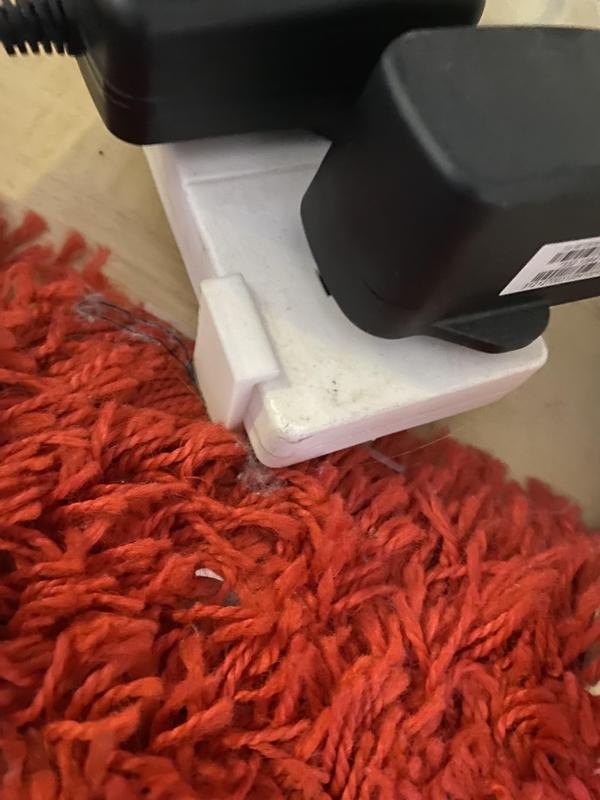 fits a standard ikea extension lead