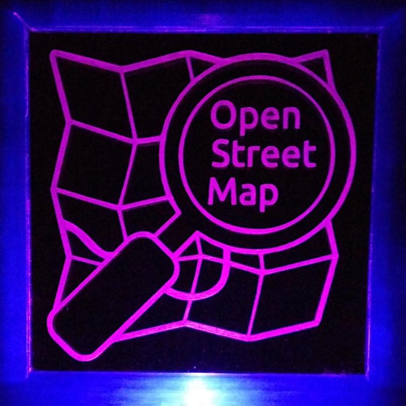 Edge Lit Acrylic Frame - 100 × 100 mm 