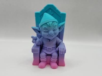 Sassy Elf King – The Throne Has Attitude