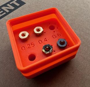 Customisable Gridfinity nozzle holder (OpenSCAD)
