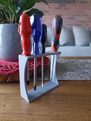 Simple Screwdriver Holder