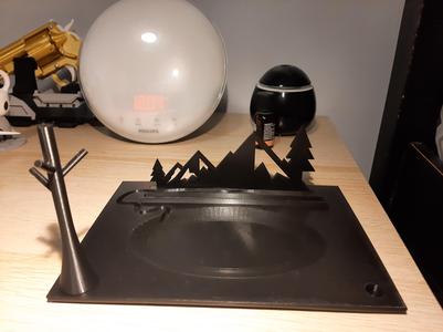 Mountain Catchall Tray w/ Phone Holder