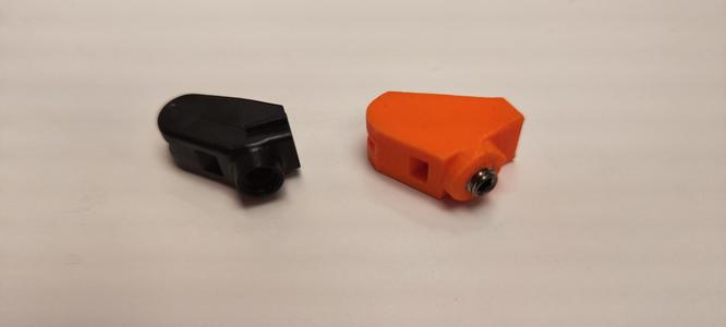 External blind chain connector