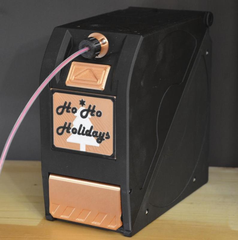 Holidays tag for spool box