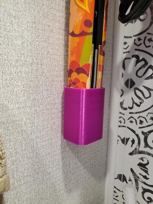 Falt Iron Holder