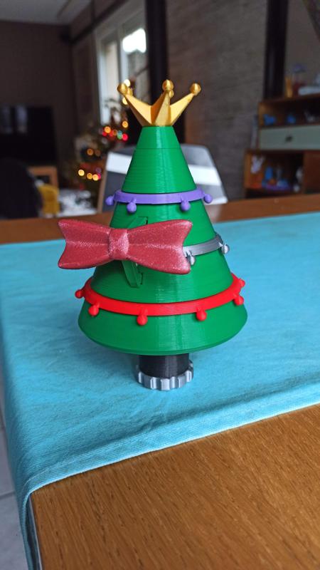 Animated Mecanical Christmas Tree