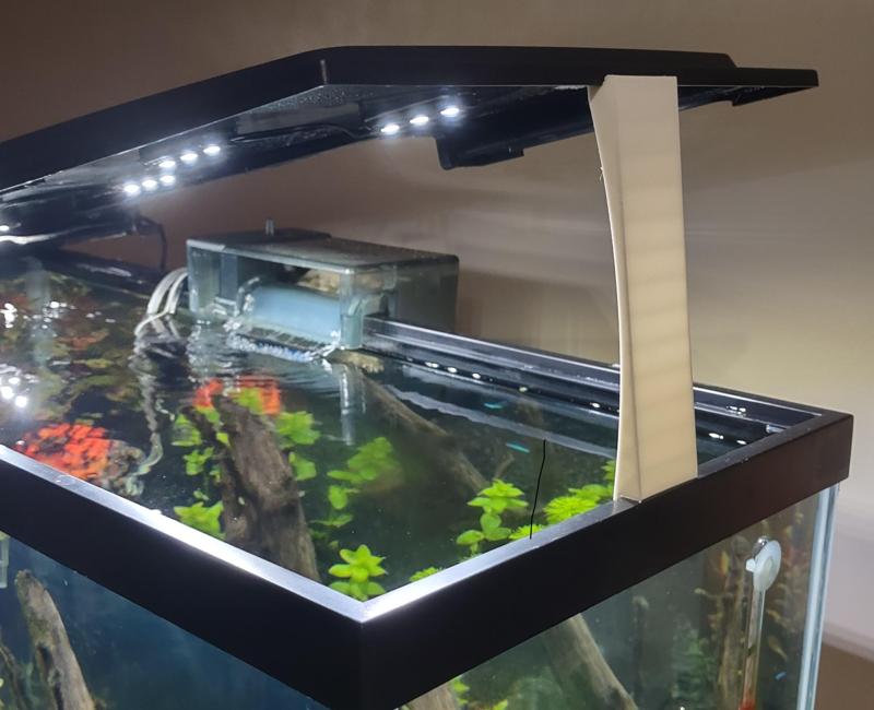 Aquarium Lid Holder