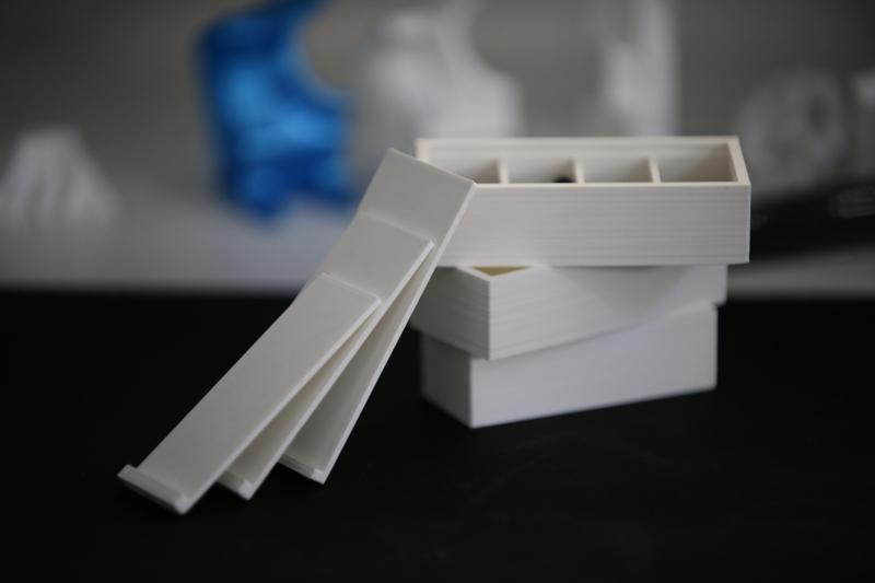 Stackable container with lid