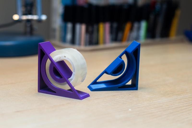 Simple Cellotape Dispenser