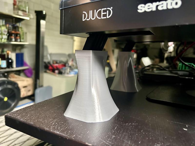 Hercules Inpulse 500 Deck Riser Feet