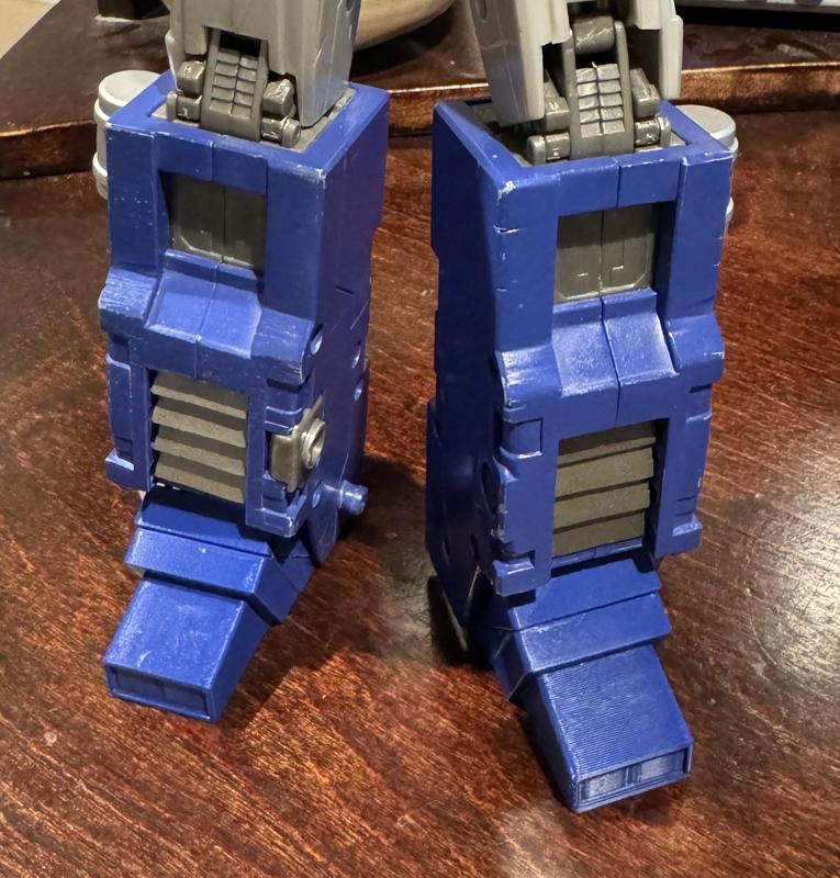 MP-01 - Masterpiece Optimus Prime - Feet