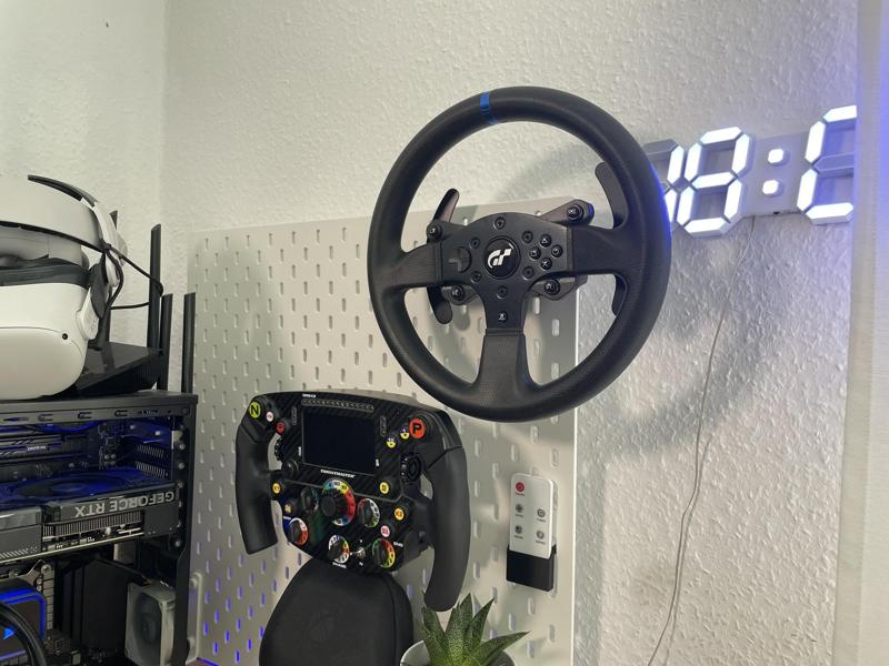 Thrustmaster IKEA SKADIS Wheel Mount