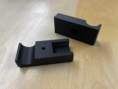 Halterung für 20mm Aluminiumprofil und Rohr