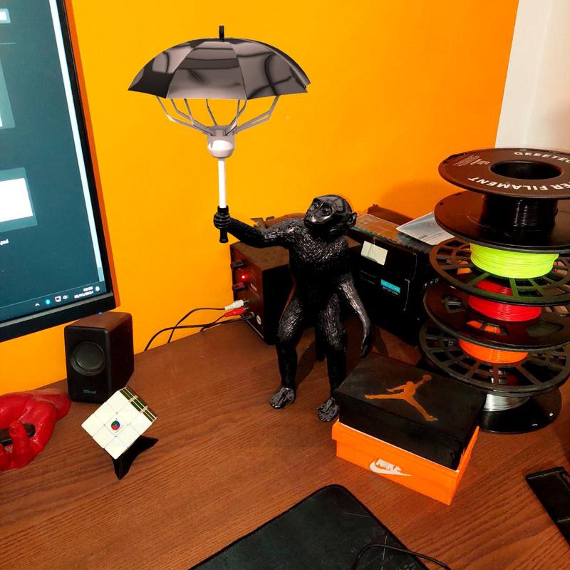 Seletti Monkey with umbrella