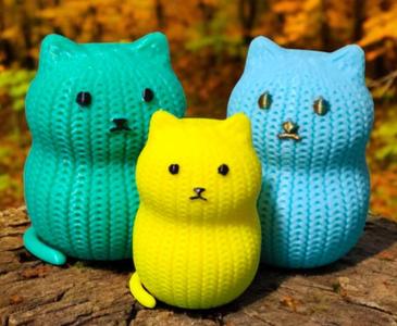 Knitted animal series - cat