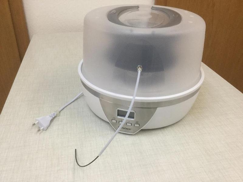 Cheap Filament Dryer/Feeder for less than 40 Euro (Customizable)