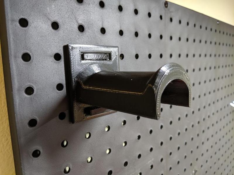 Improved Hook for Pegboard Spool Holder