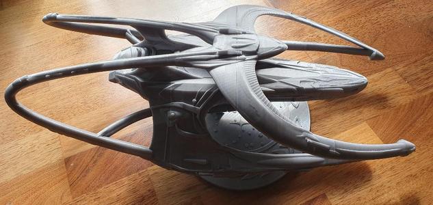 Andromeda Ascendant in XXXL Format (LxHxW: 50x21x25cm) (Gene Roddenberry) with stand