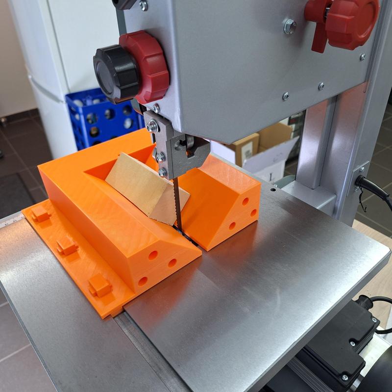 Band saw accessory - 45 degree sled - cutting jig