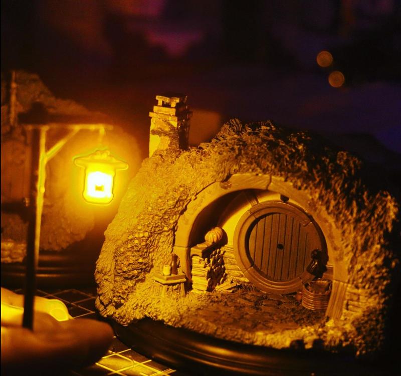 Diorama Lamp Post
