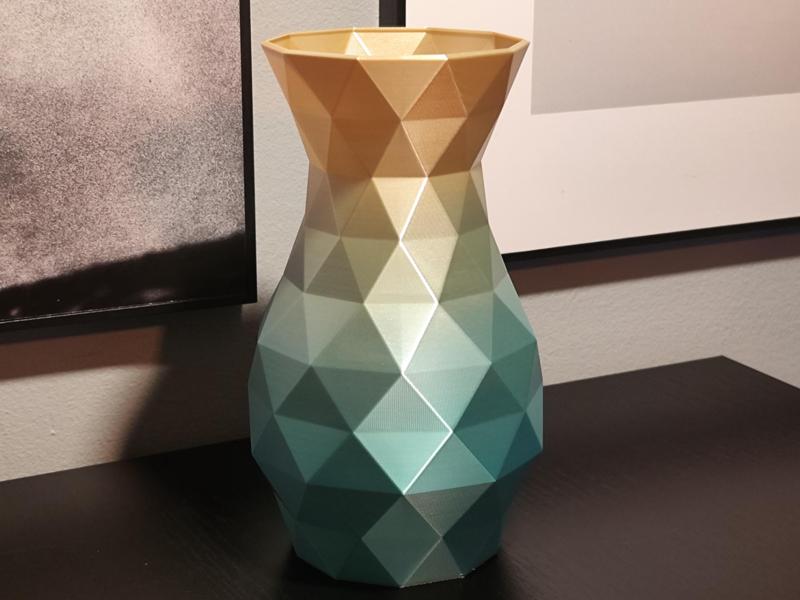 Vase Low Poly 