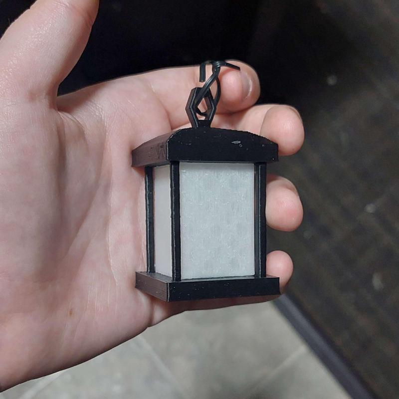 Christmas Tree Lantern (v1)