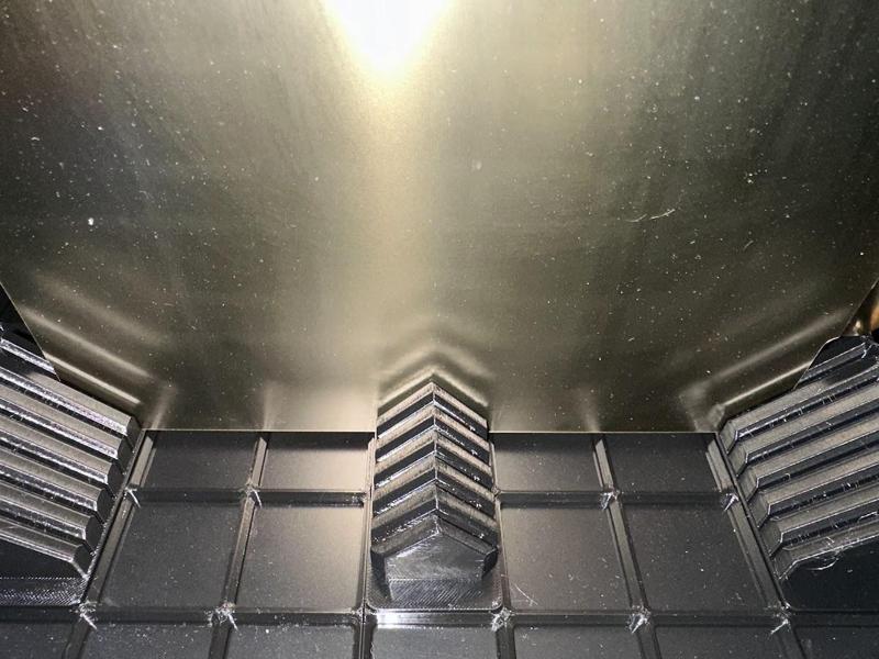 Gridfinity build plate holder center support