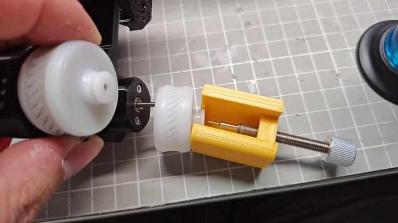 Worker Hurricane Flywheel Puller