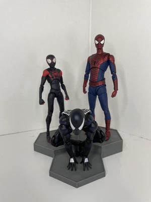 tripple action figure stand