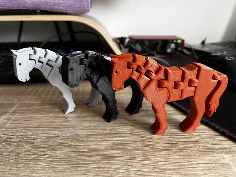 Flexi Horse - Bhorse Schemík