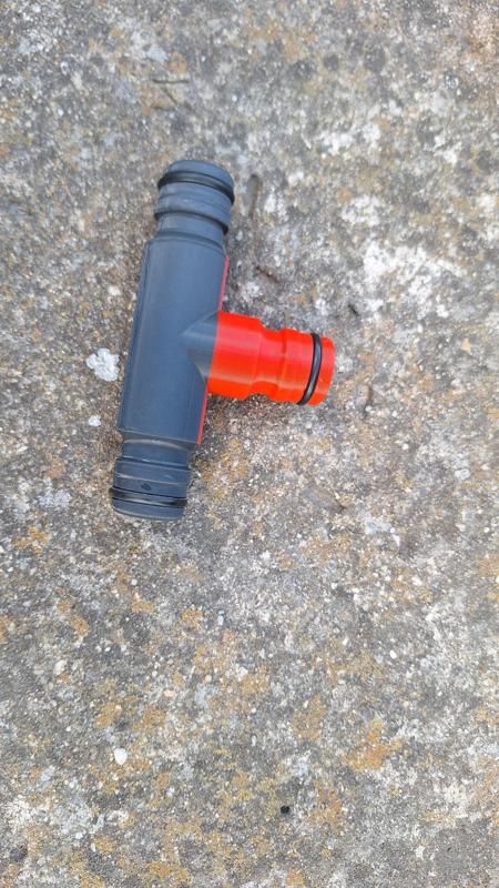 3/4" T-connector for garden hose