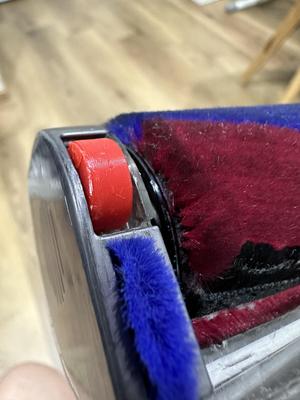 Dyson V8 Slim Motor Brush Wheel Replacement