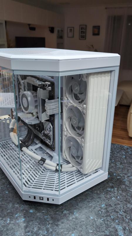 NexGen3D: HYTE Y70 Fan and Radiator Cover